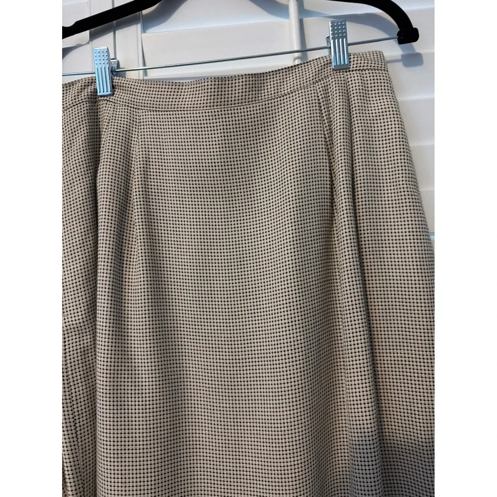 Kasper skirt suit